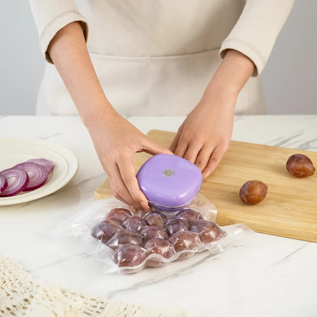ChefGlory™ SealPro Compact Vacuum Sealer, 30 Vaccum Bags